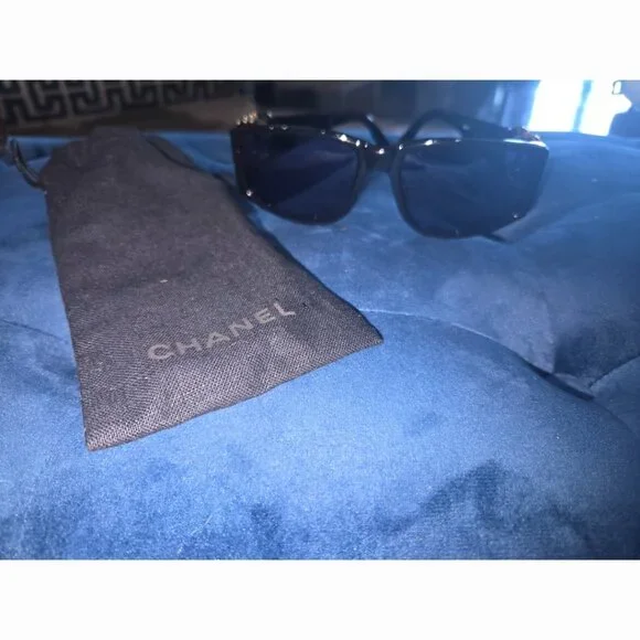 CHANEL | Accessories | Euc Authentic Vintage Channel  display picture 1